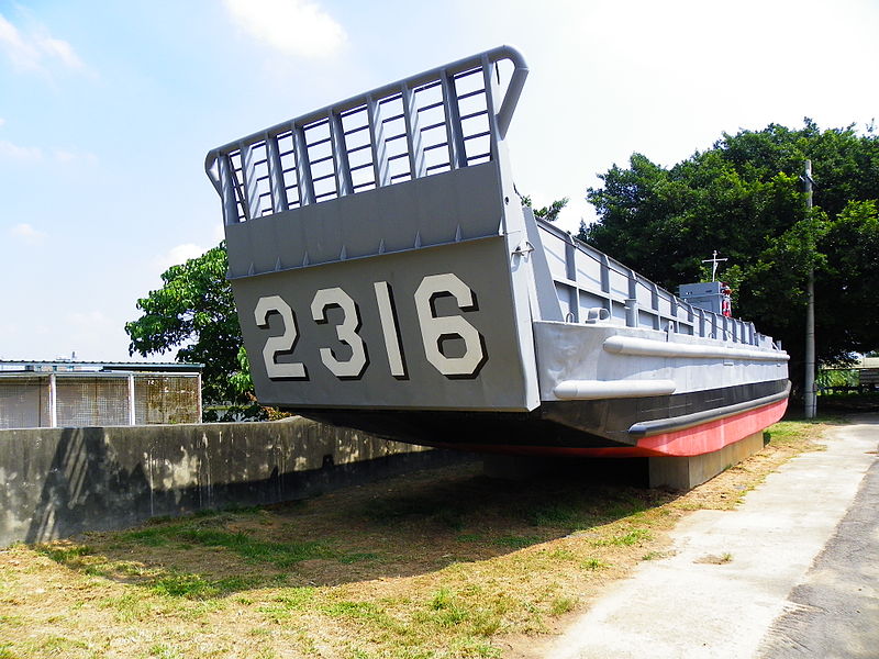 800px-LCM-6_2316_Left_Front_View_20121006.jpg