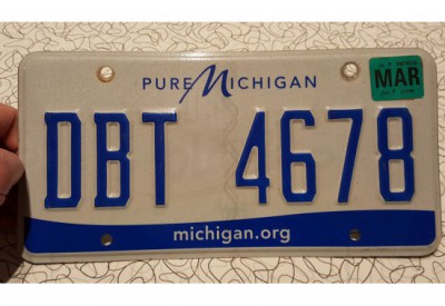 authentique-plaque-d-immatriculation-americaine-michigan.jpg